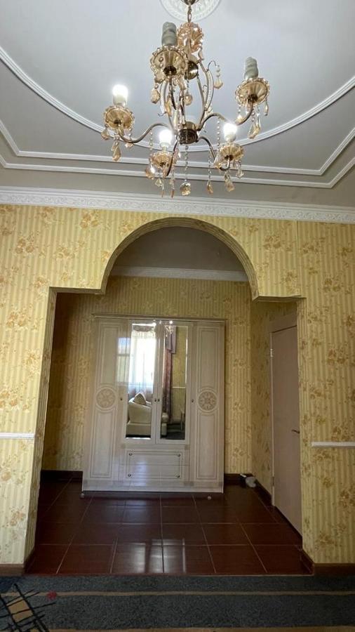 Rosa Roze Luxe House Hotell Karagandy Eksteriør bilde